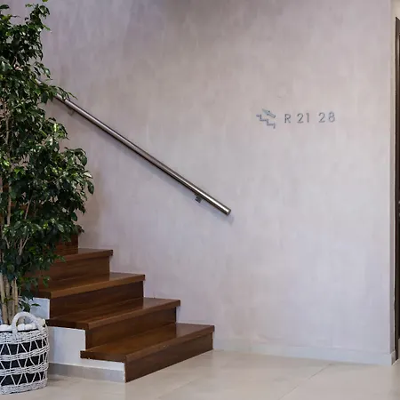 Central City Hotel 3* 하니아