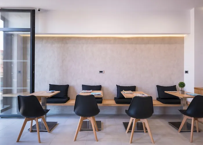 호텔 Central City Hotel