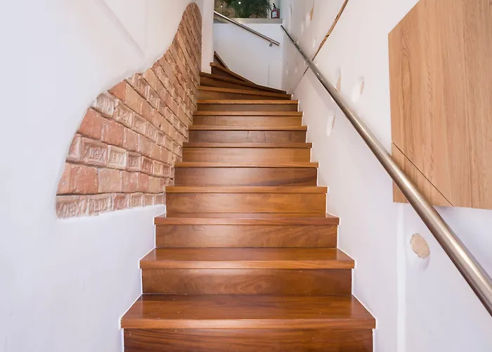 Central City Hotel 호텔 3*