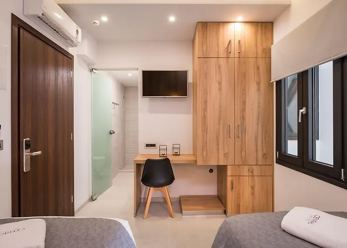 Central City Hotel 하니아