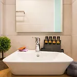 Central City Hotel 3* خانيا