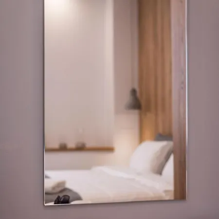 Central City Hotel 하니아