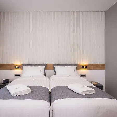 Central City Hotel 호텔 3*