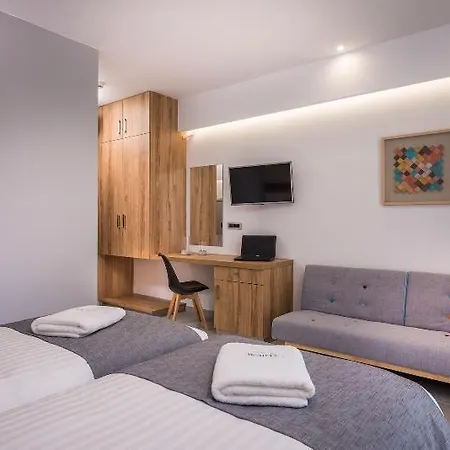호텔 Central City Hotel 하니아