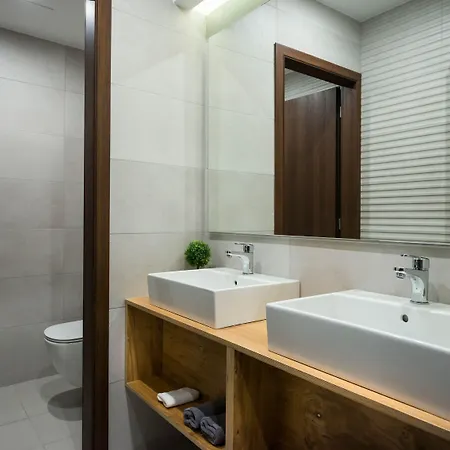 Otel Central City Hotel Hanya