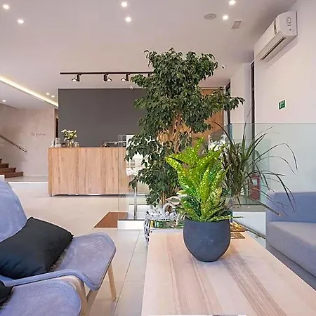 Готель Central City Hotel 3*