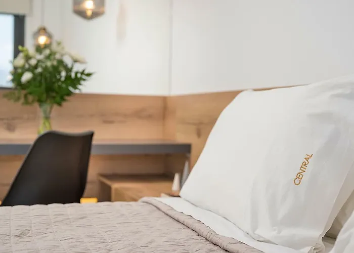 Szálloda Central City Hotel Hriszí Aktí Haniá