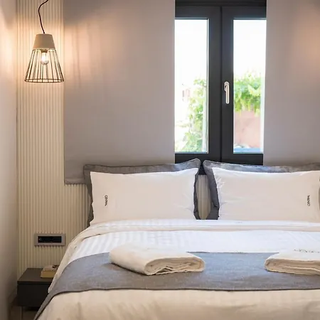 Central City Hotel Otel