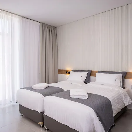 Central City Hotel Otel 3*